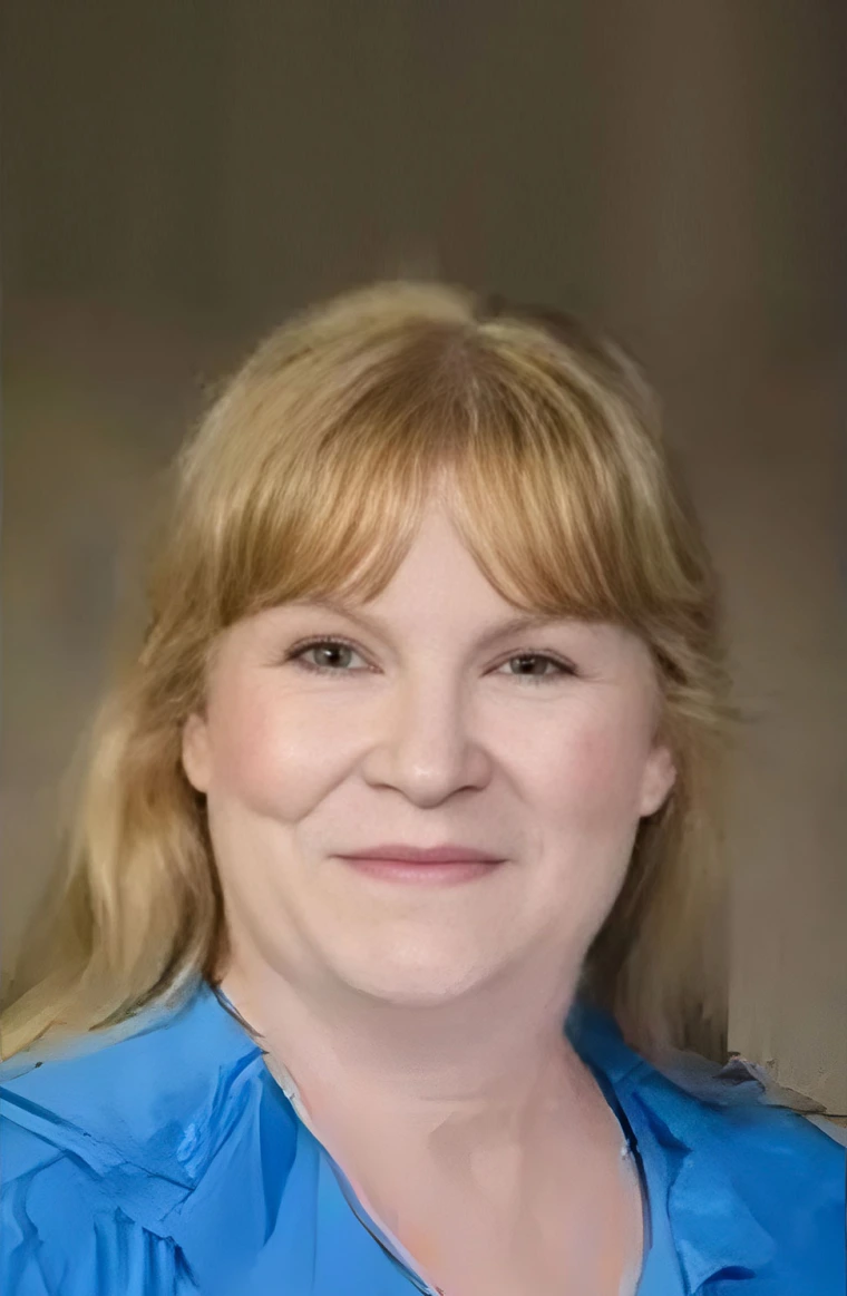 Lori Eckert headshot